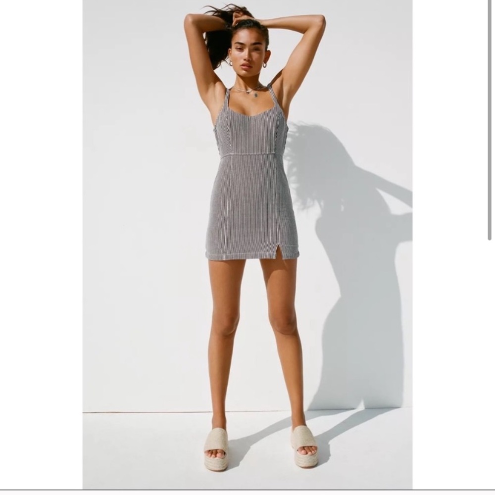 Urban Outfitters Hudson Pinstripe Denim Mini Dress Size M Blue White Summer